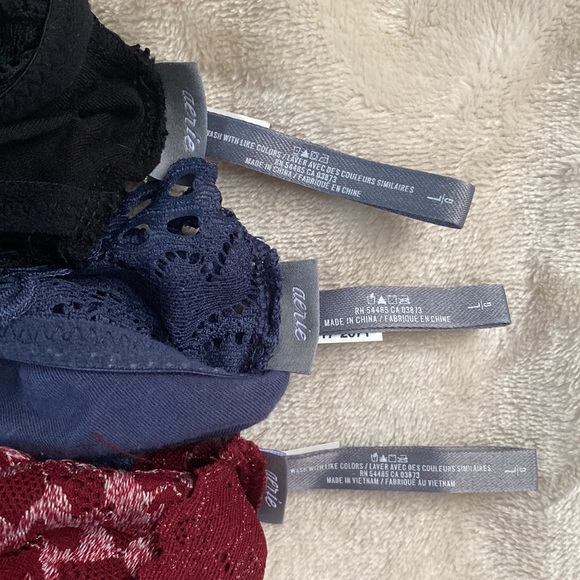 BUNDLE Aerie Bralettes (3) All different styles; All size large - Picture 8 of 8